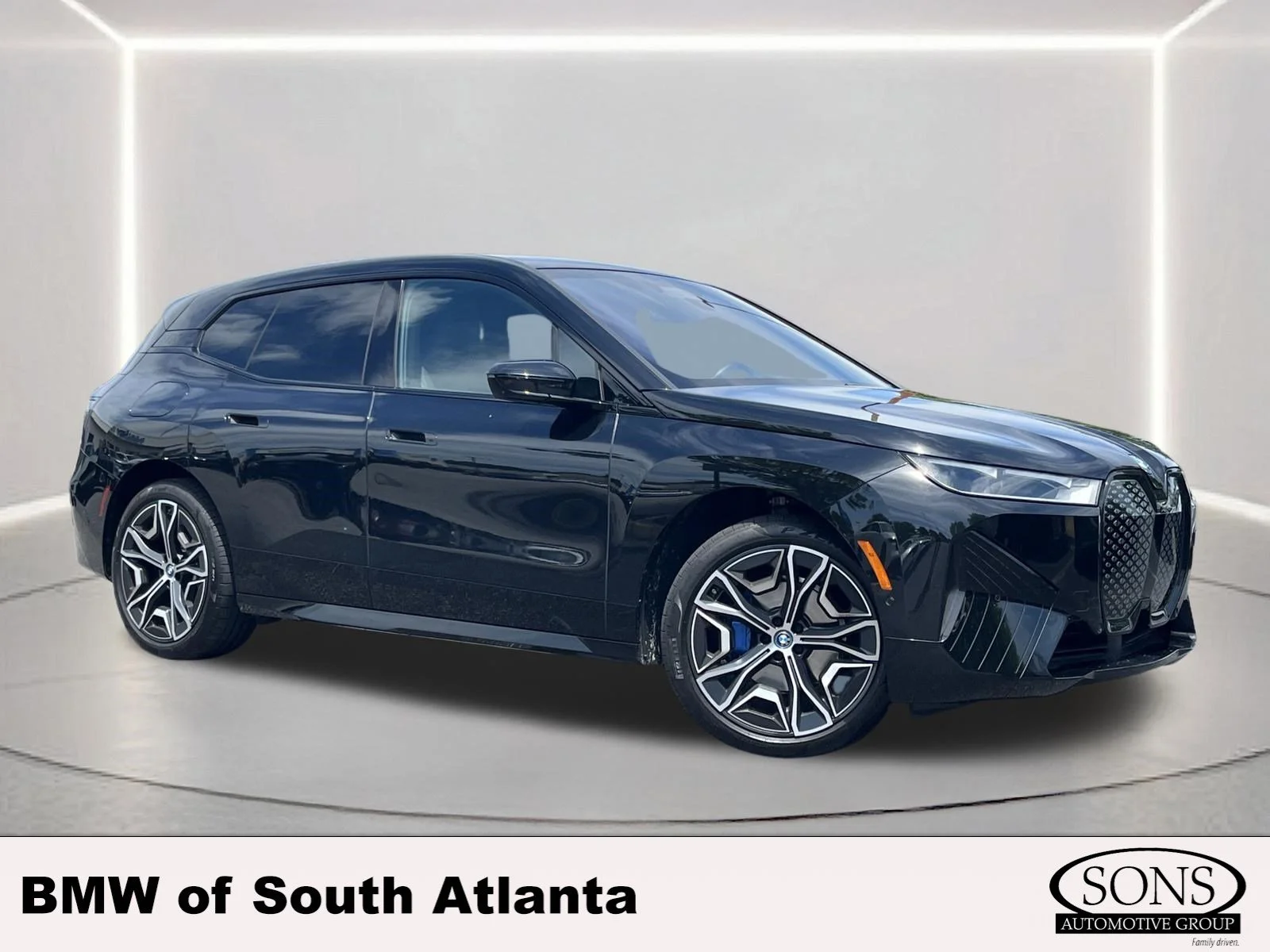 2024 BMW iX xDrive50's photo