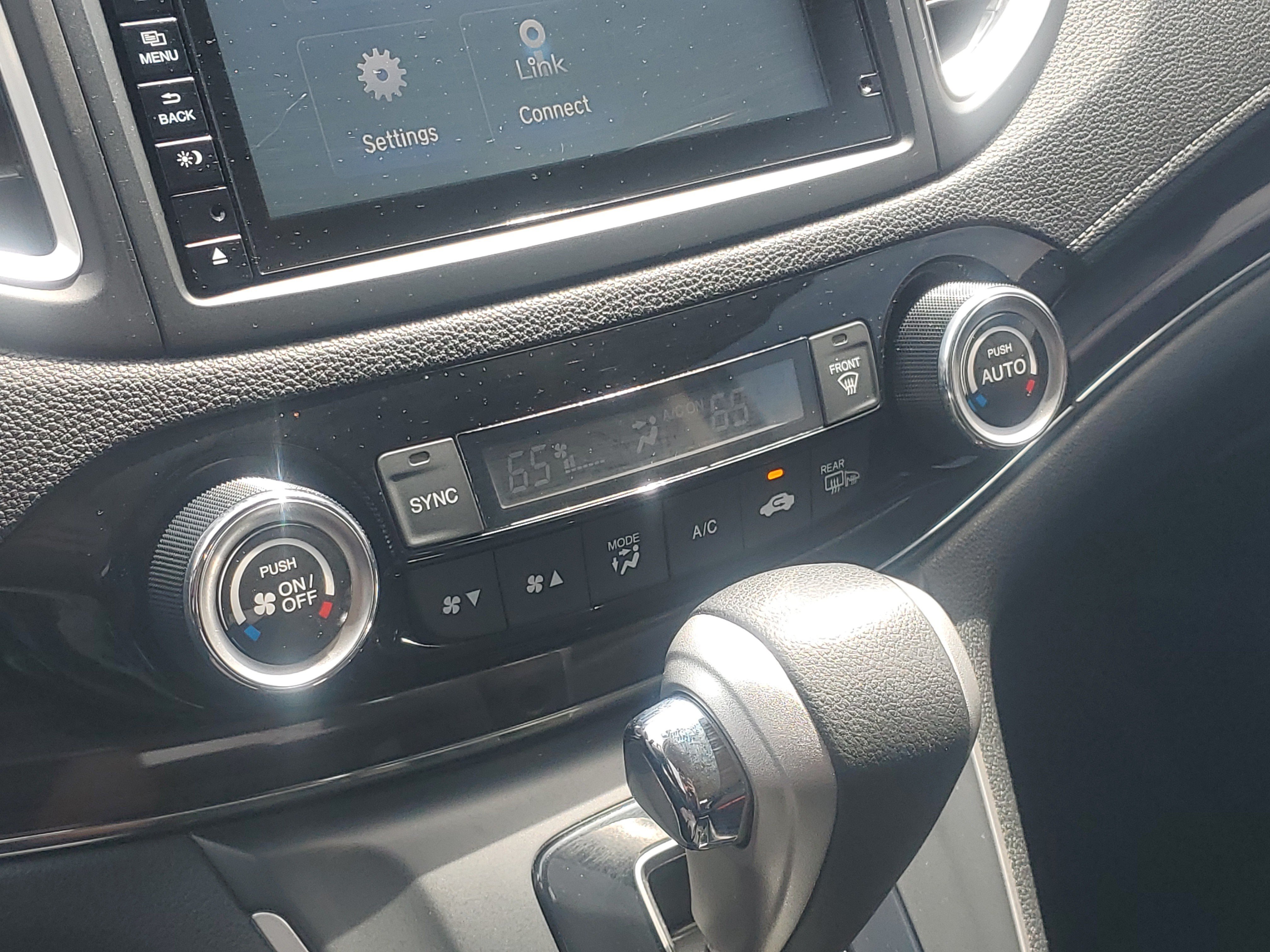 Used 2015 Silver Honda EX-L image 29