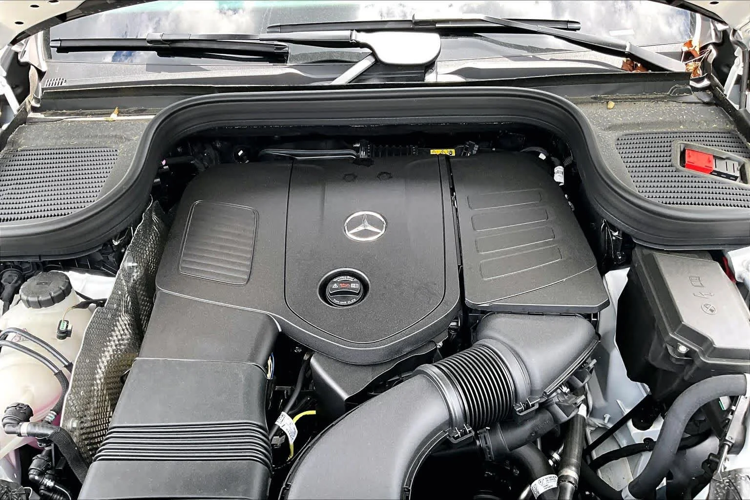 New 2026 Polar White Mercedes-Benz GLE 350 image 15