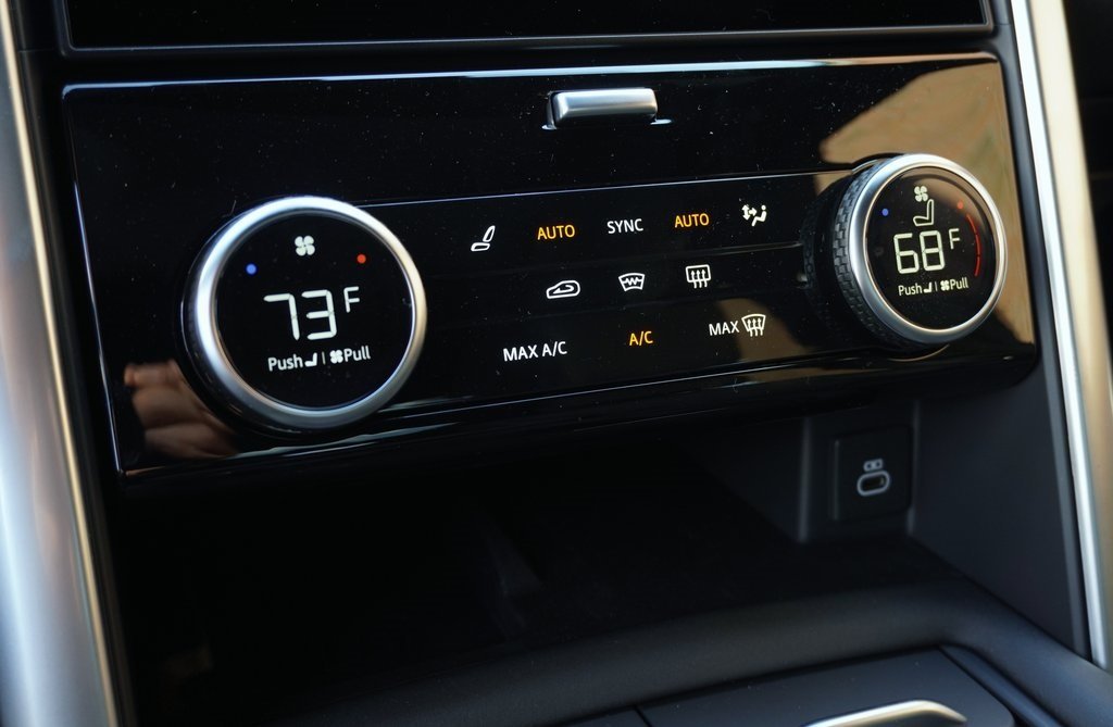 2025 LAND ROVER DISCOVERY - Image 26