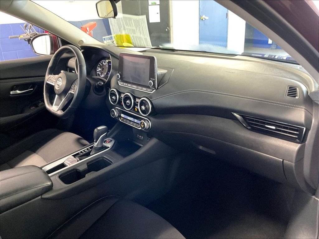 Used 2021 Red Nissan SV image 14