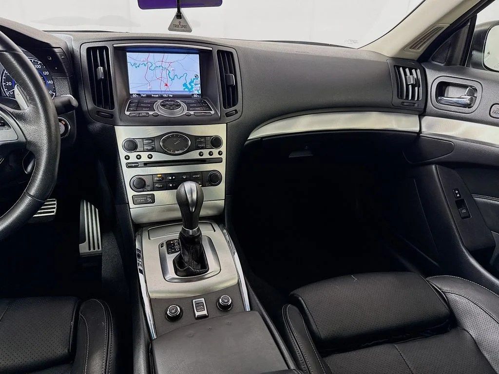 Used 2013 Blue INFINITI Sport image 29