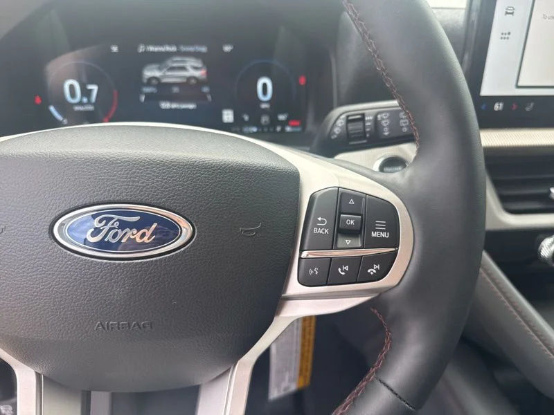 New 2026 Space White Metallic Ford Active image 33