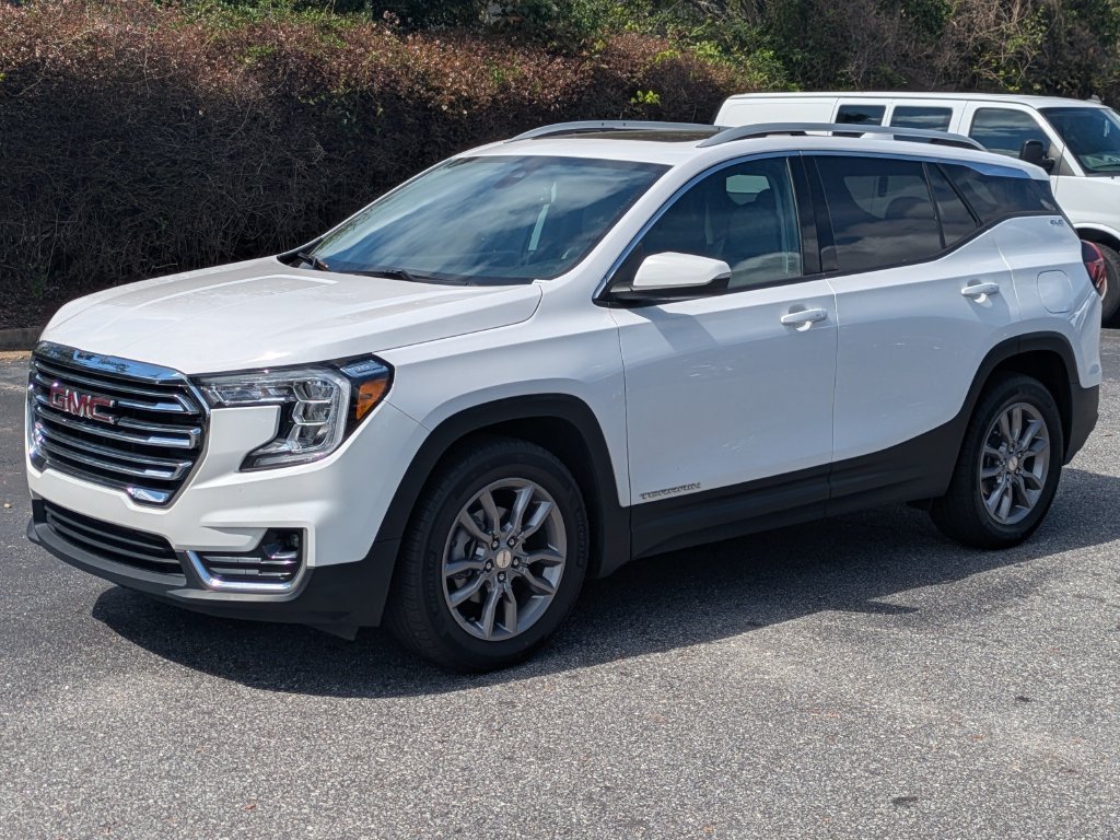 2022 GMC Terrain SLT - Photo 8
