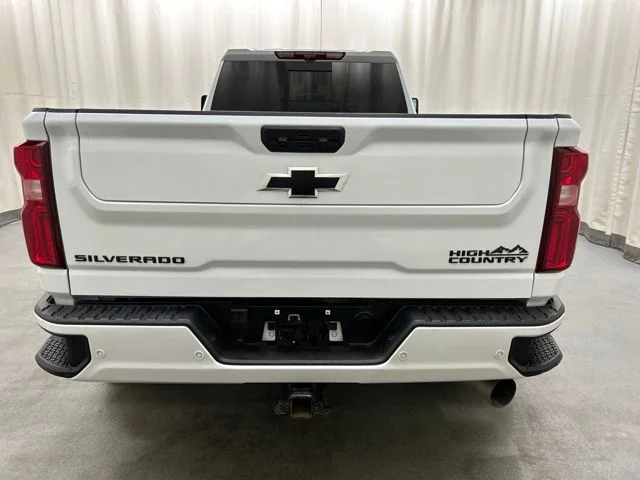 Used 2026  Chevrolet High Country image 35