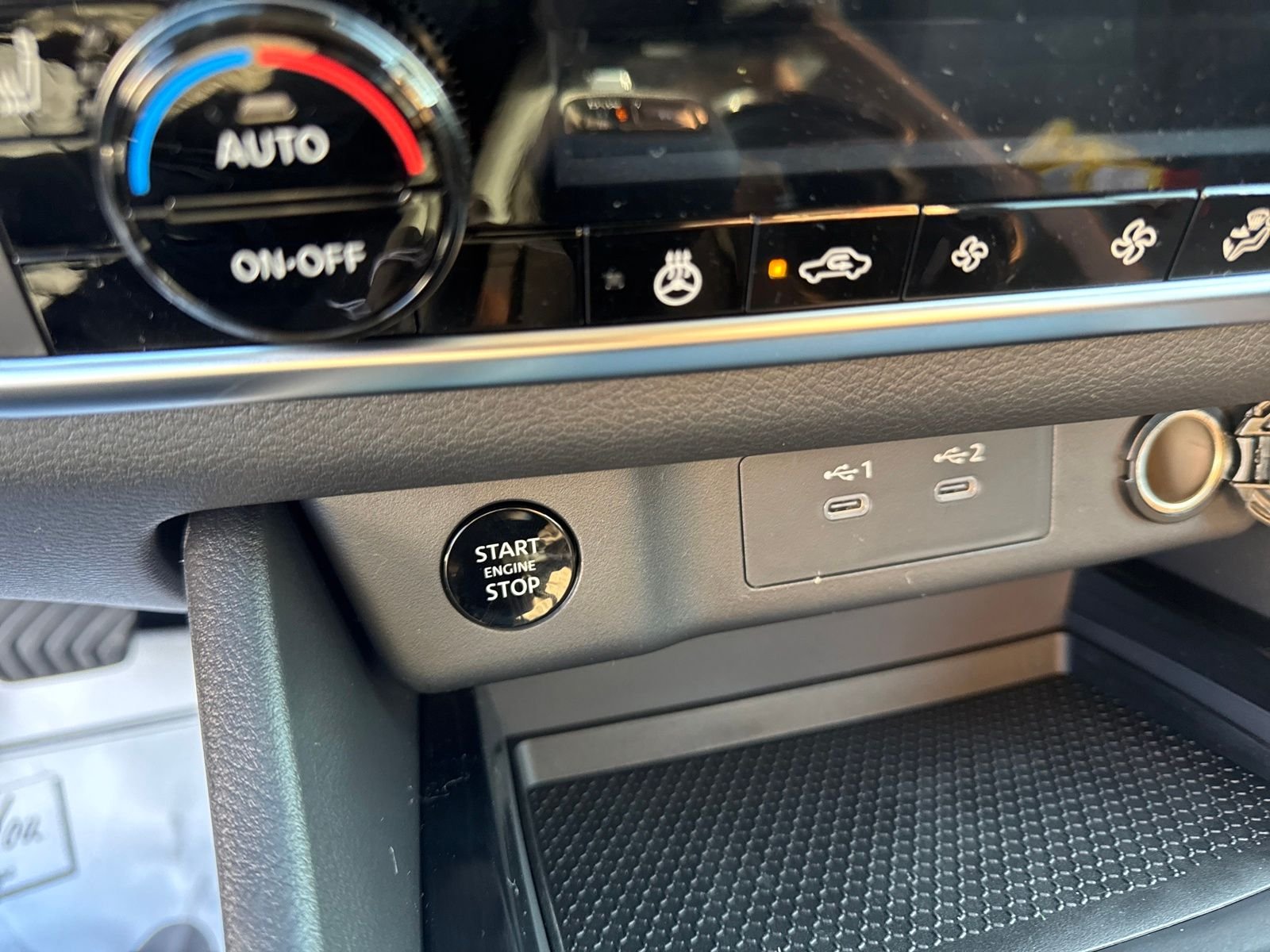 New 2026 Nissan Rogue SV 4D Sport Utility