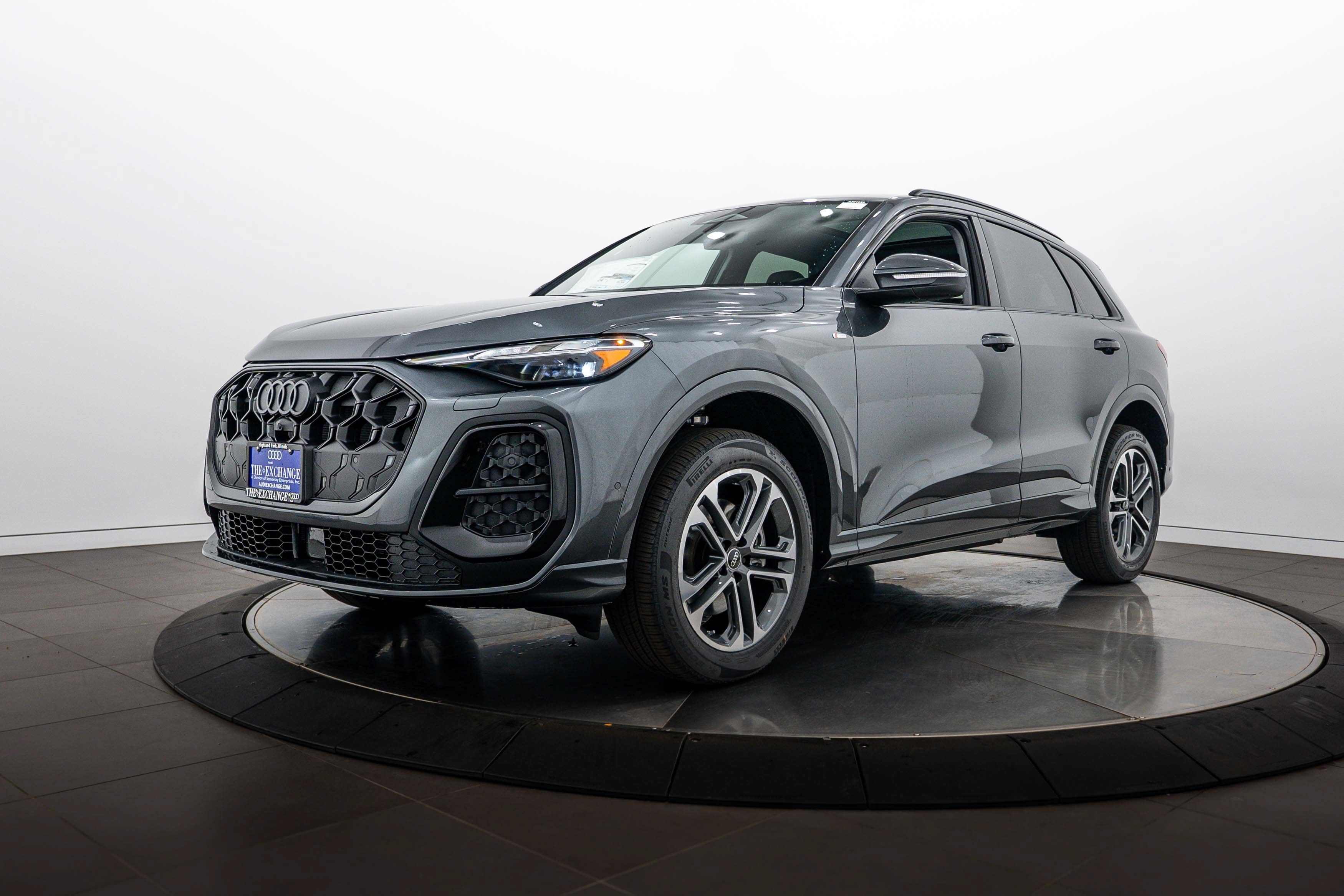 New 2026 Daytona Gray Audi Premium image 7