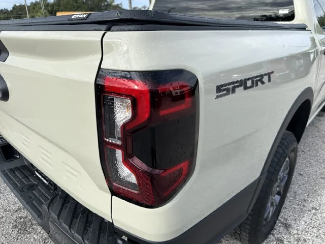 Used 2026 Beige Ford XLT image 9