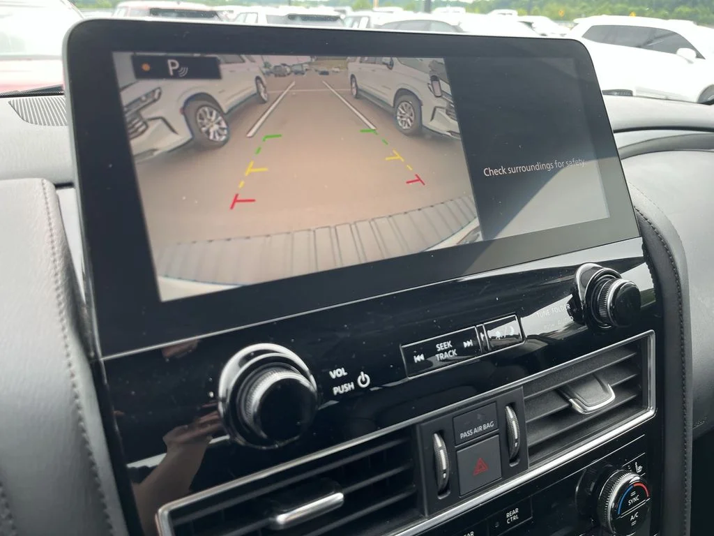 Used 2023 White Nissan SV image 17