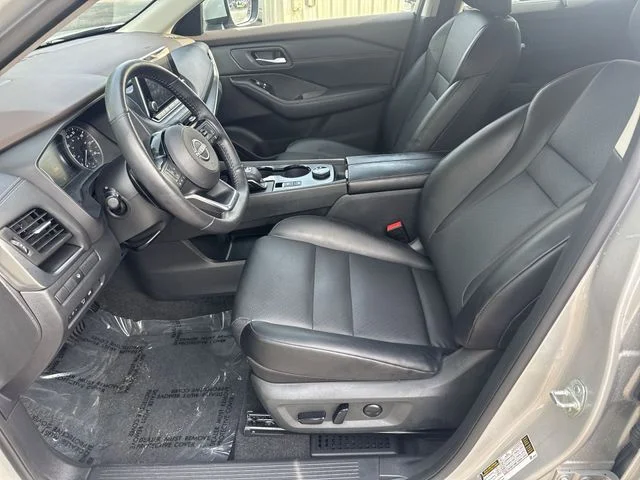Used 2023 Silver Nissan SV image 15