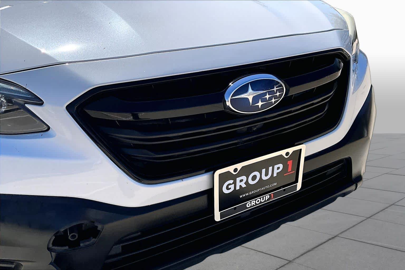 Used 2022 Crystal White Pearl Subaru Onyx Edition XT image 15