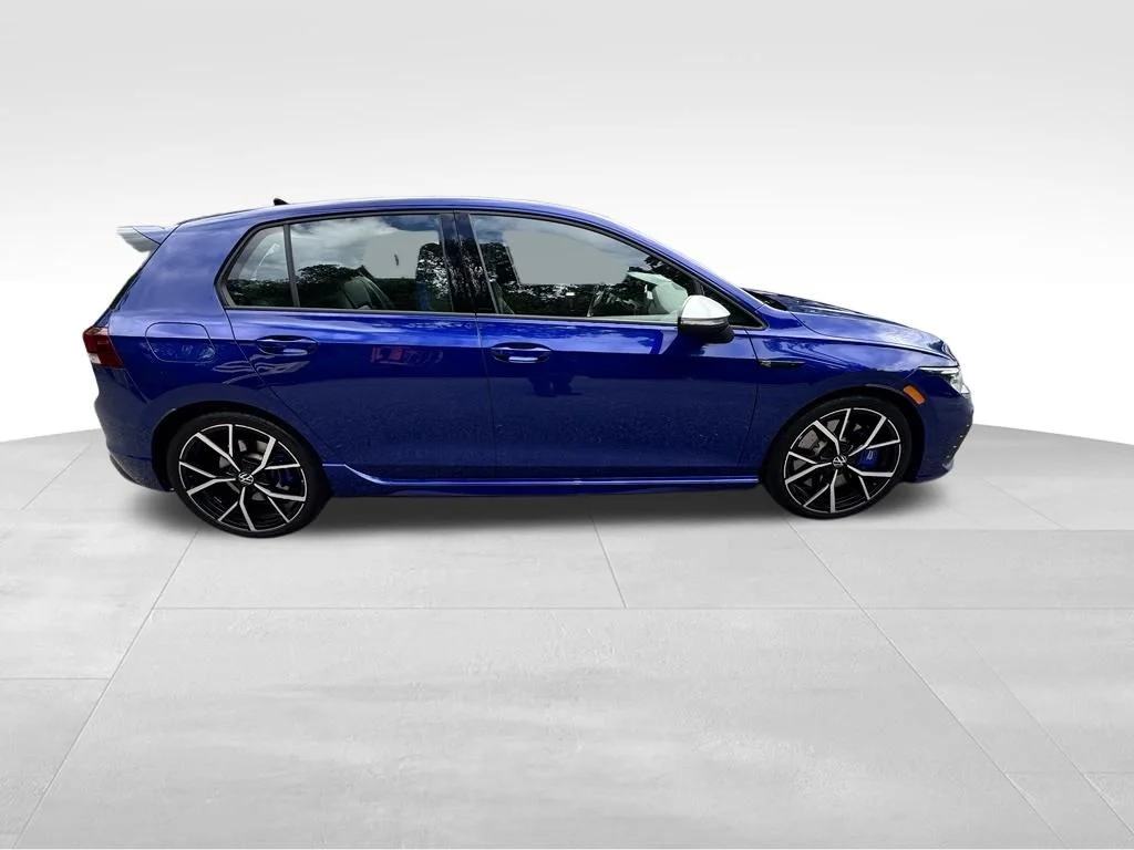 Used 2023 Blue Volkswagen 2.0T image 5