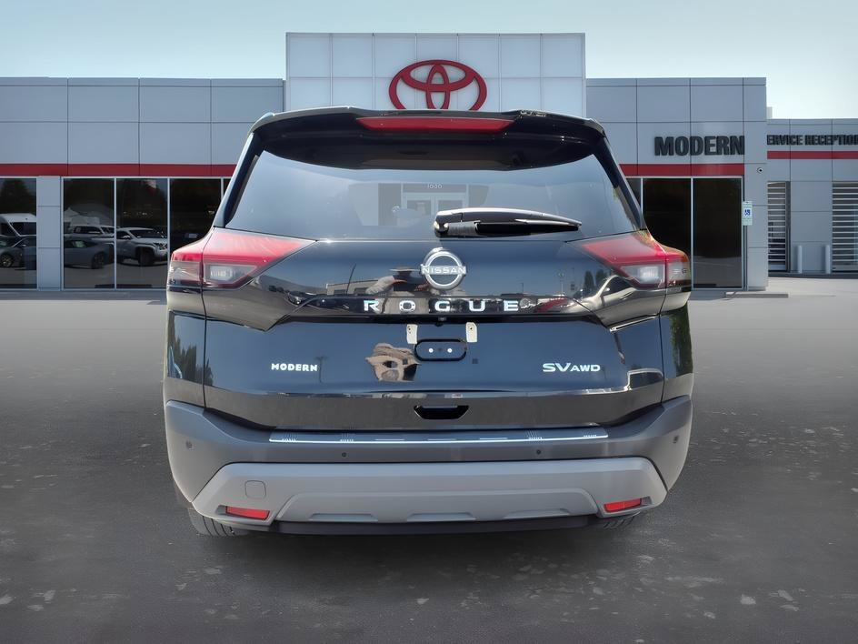 Used 2023 Super Black Nissan SV image 4