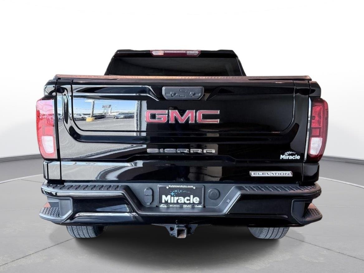 Used 2024 Onyx Black GMC Elevation image 13
