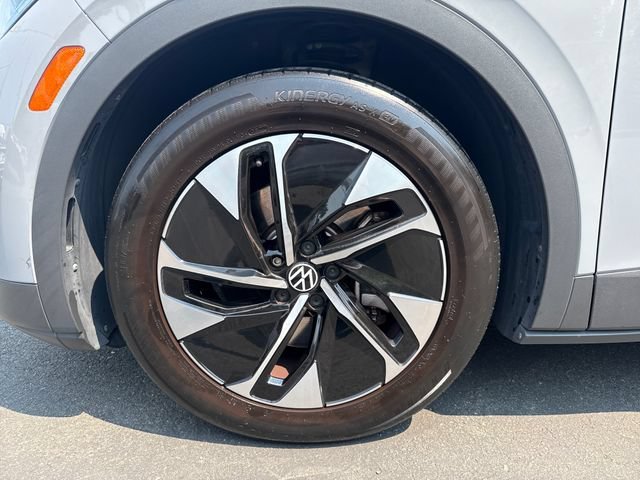 Certified Used 2022 Moonstone Gray Volkswagen Pro S image 29