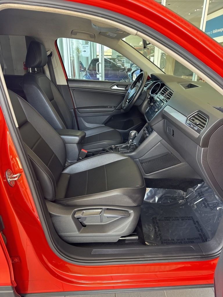 Used 2019 Orange Volkswagen  image 8
