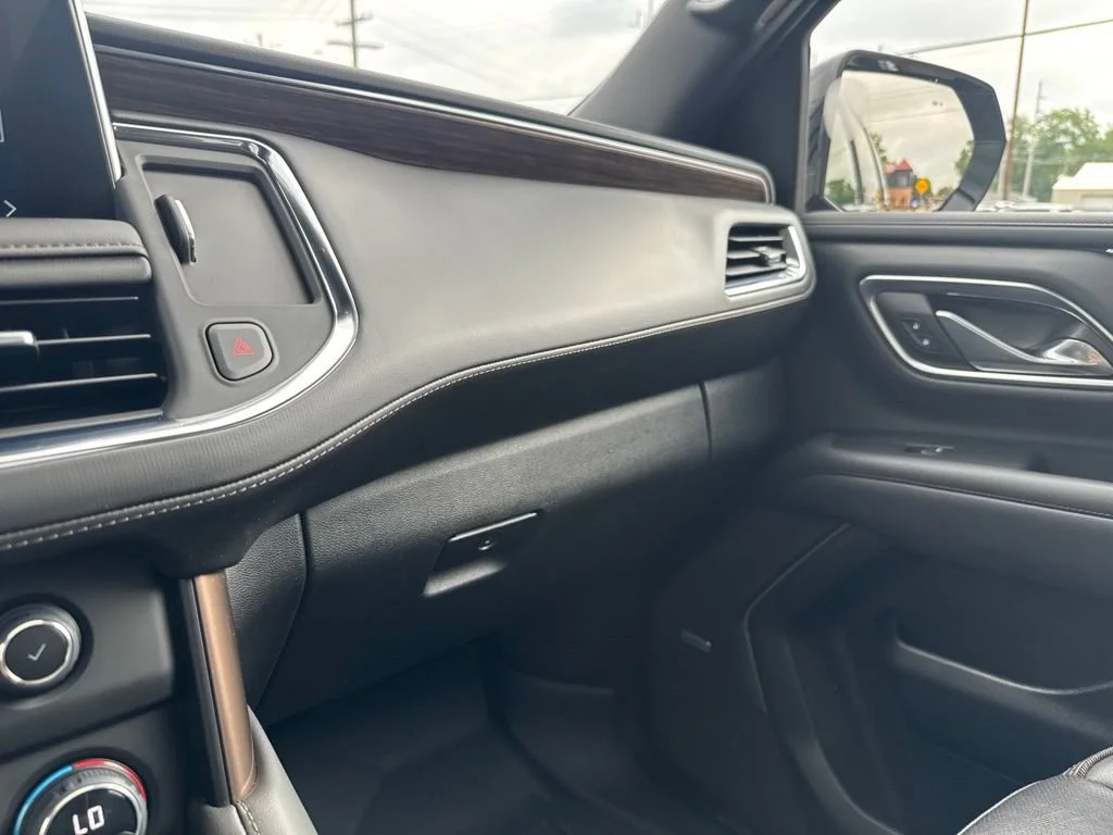 Used 2023 Black Chevrolet High Country image 46