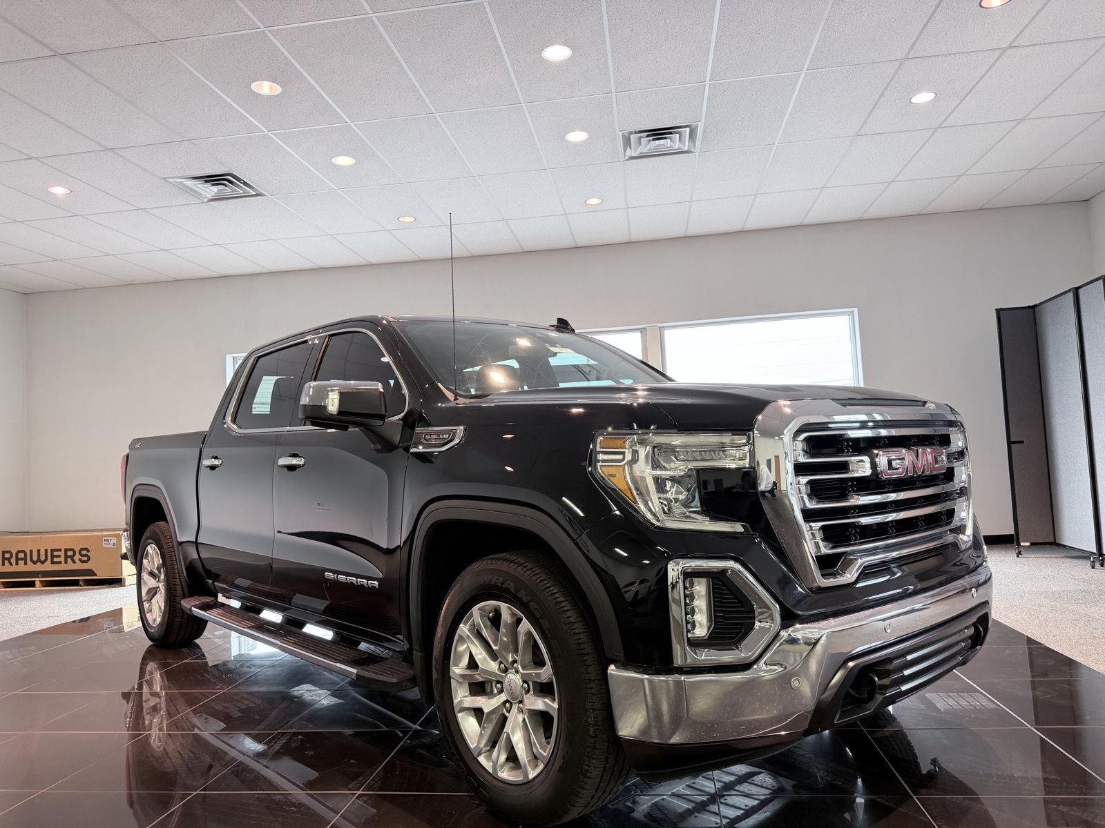 Used 2021 ONYX BLACK GMC SLT image 10