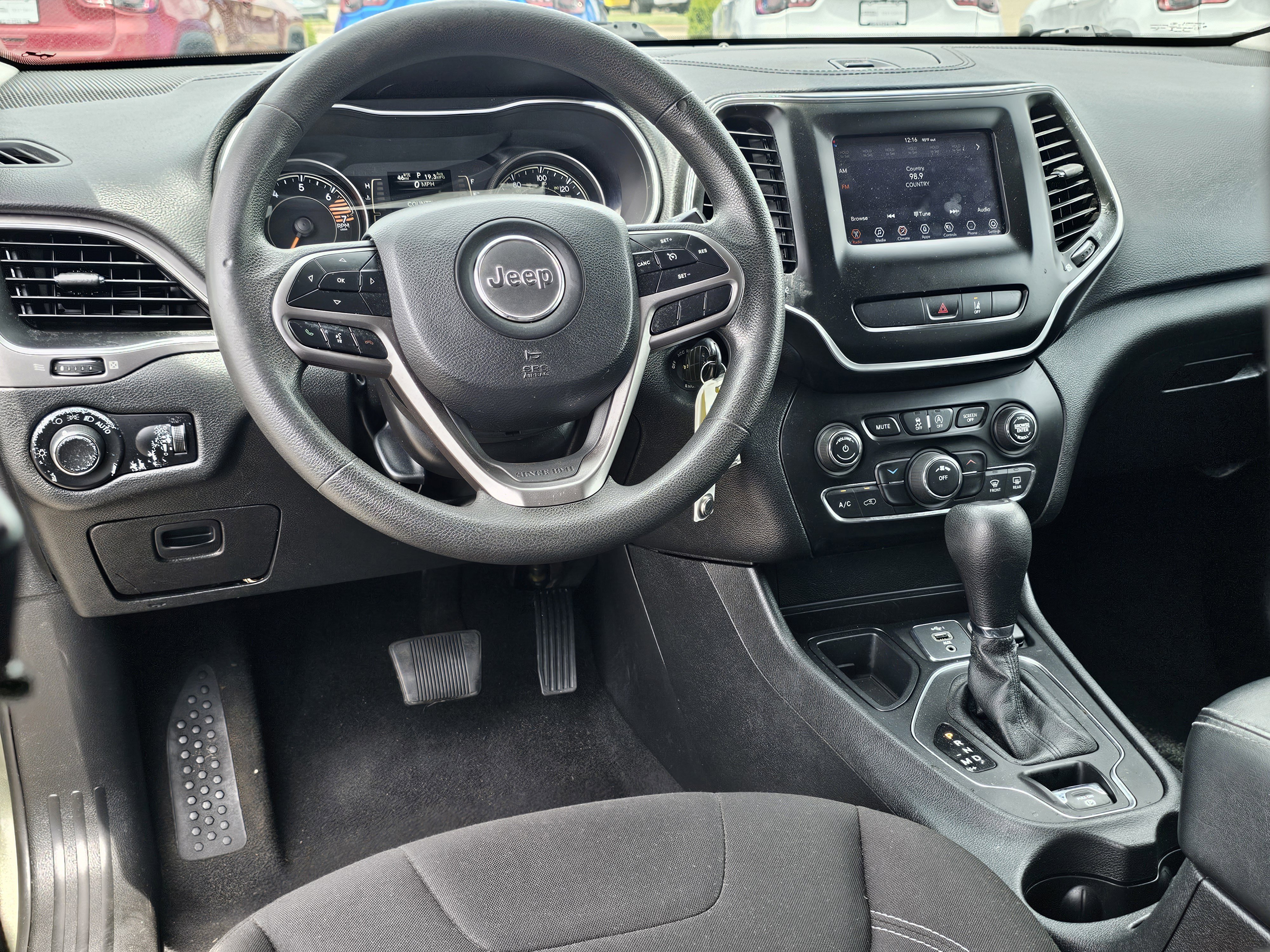 2021 Jeep Cherokee Latitude - Photo 31