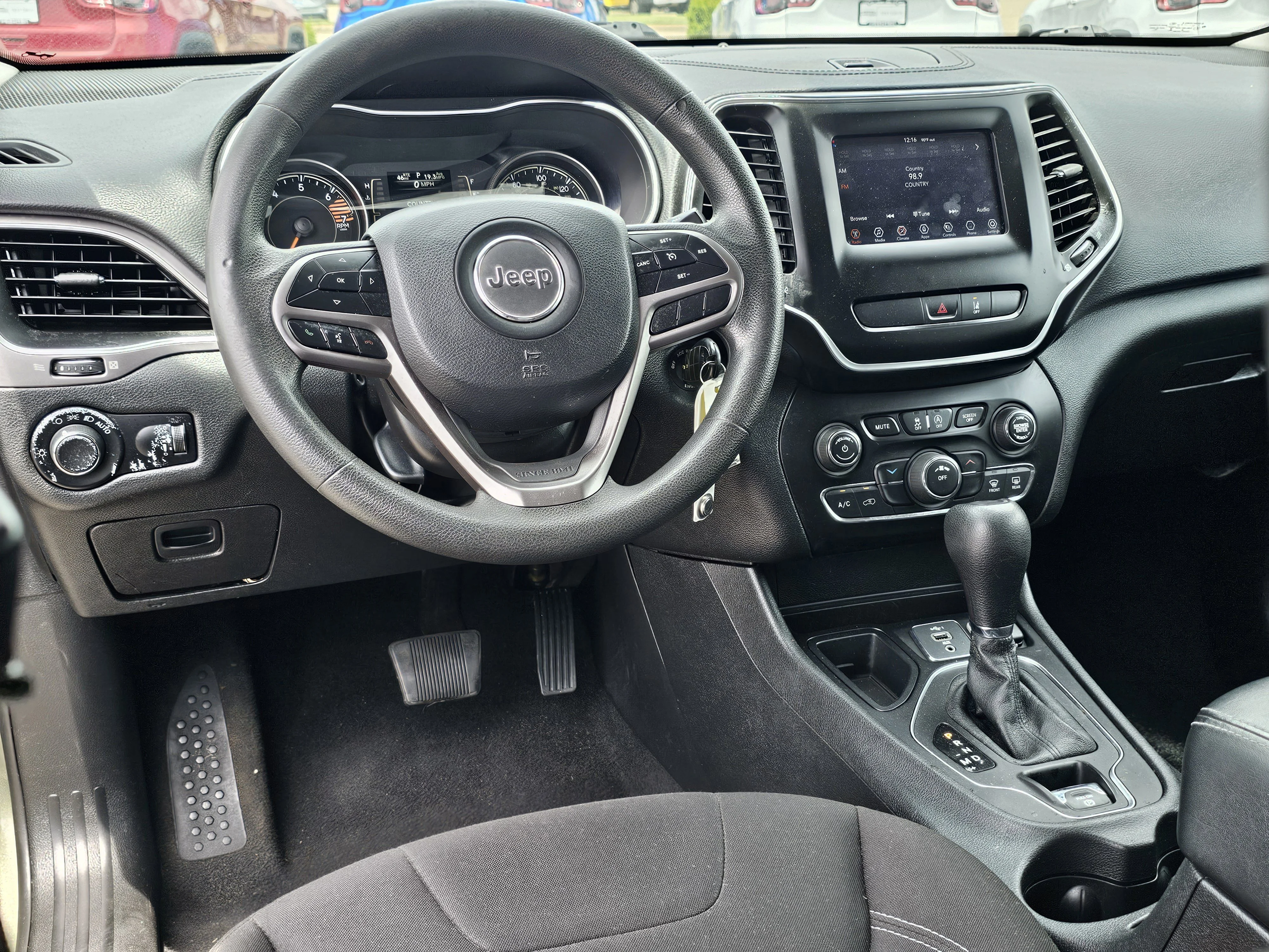 2021 Jeep Cherokee Latitude - Photo 31