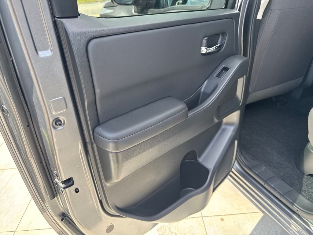 2024 Nissan Frontier SV - Photo 26
