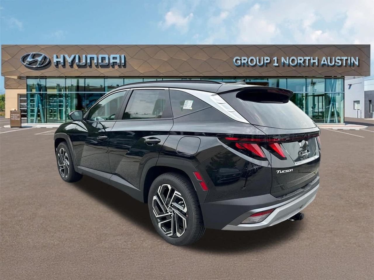 New 2026 Phantom Black Hyundai SEL Plus FWD image 7