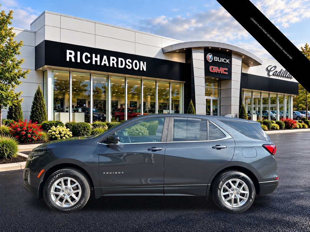 Used 2022 Chevrolet Equinox LT with VIN 2GNAXUEV2N6139533 for sale in Midland, MI