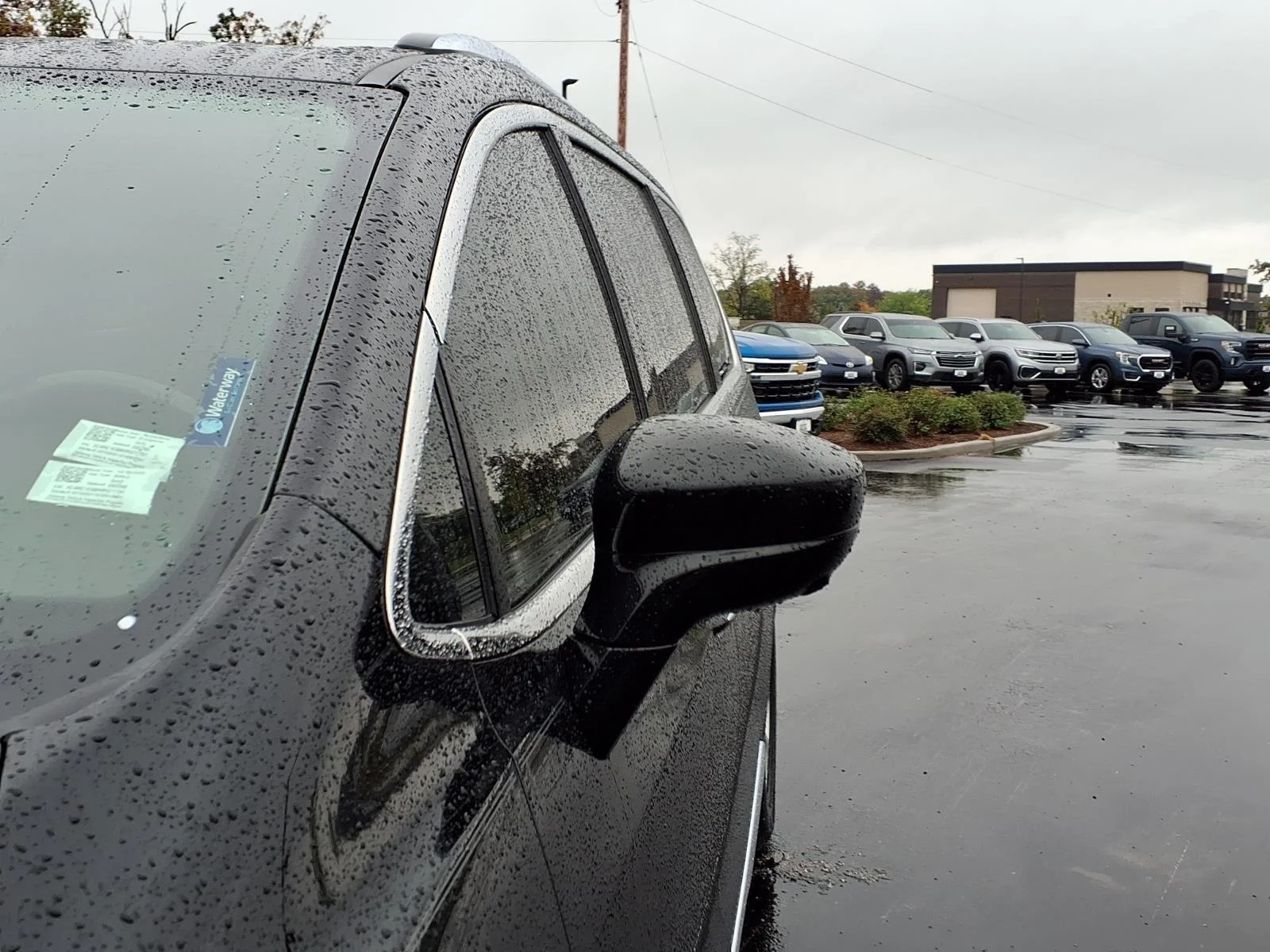 Used 2017 Brilliant Black Crystal Pearlcoat Chrysler Touring-L Plus image 28
