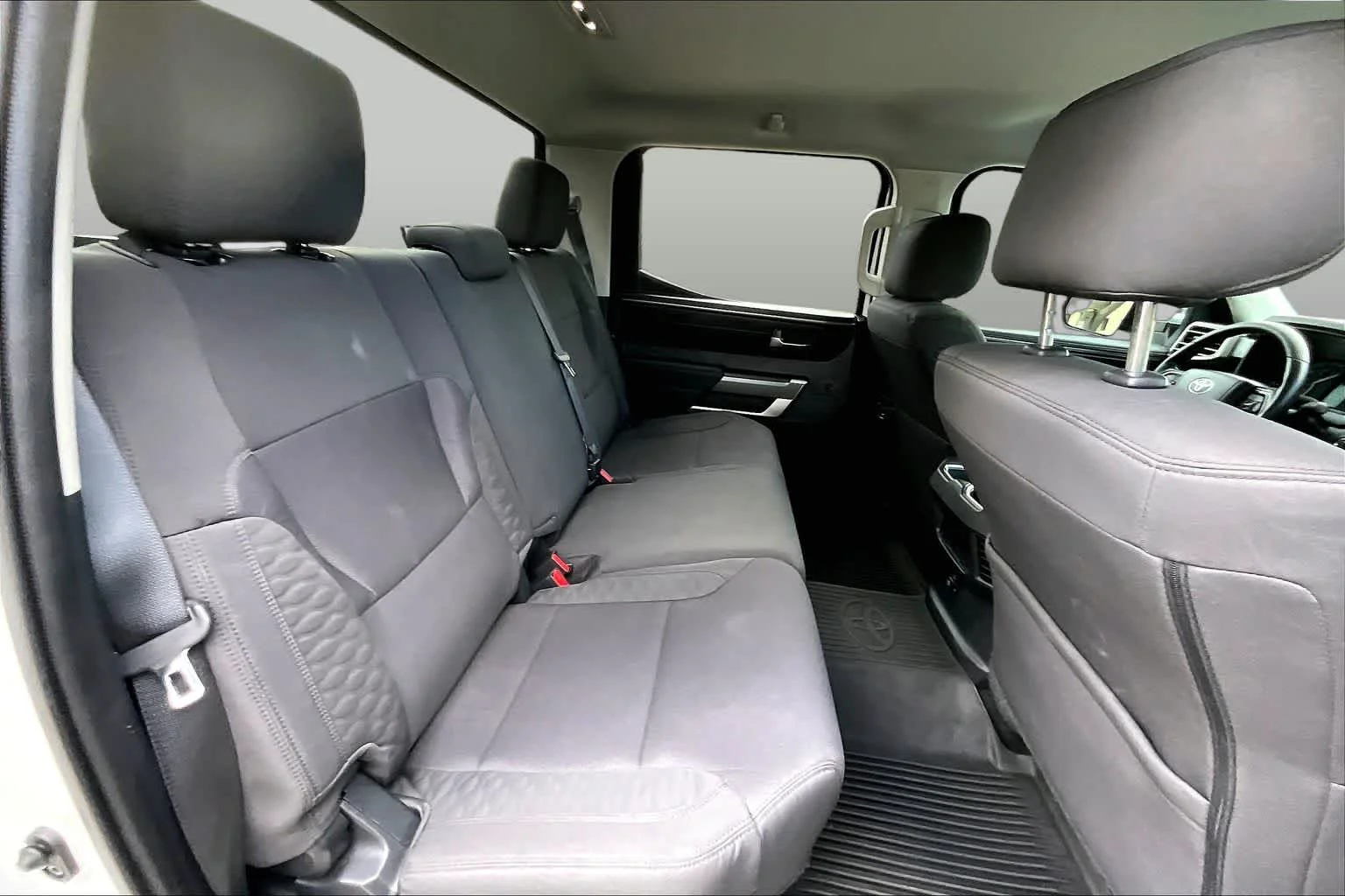 Used 2024 Ice Cap Toyota SR5 image 20
