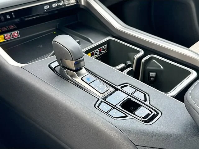 New 2026 Caviar Lexus PREMIUM AWD image 31