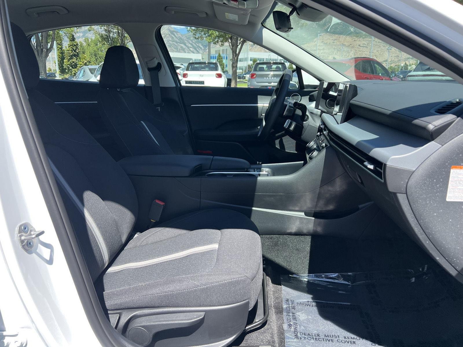 2026 Hyundai Sonata Hybrid Blue - Photo 17