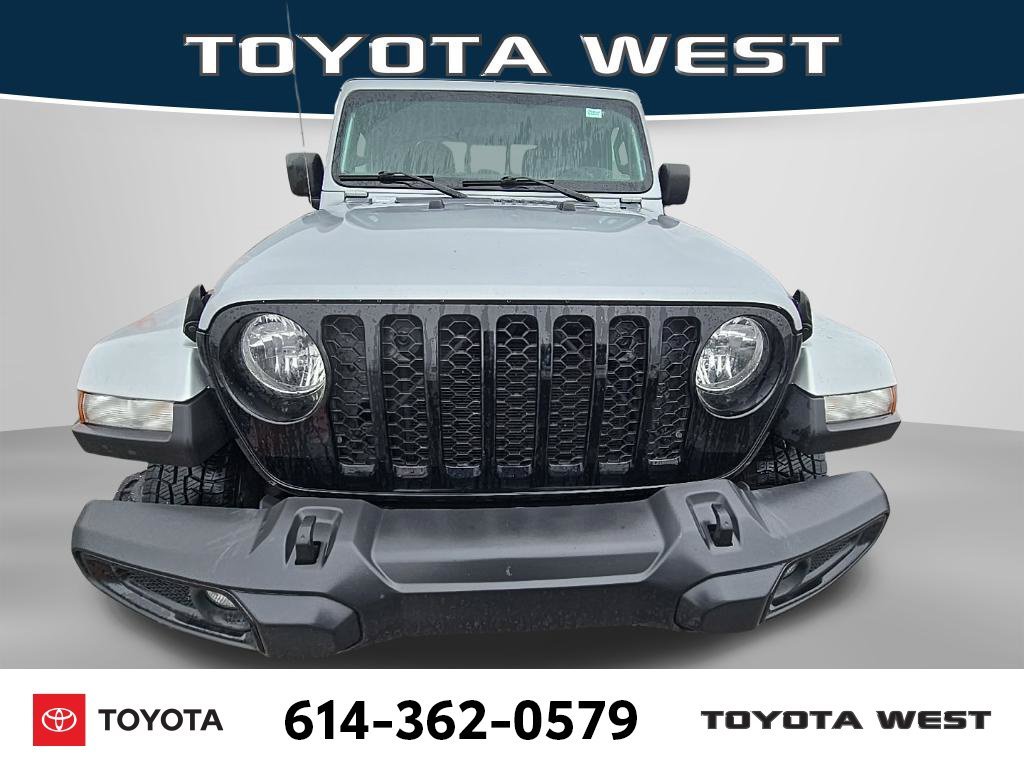 Used 2023 Silver Jeep Willys image 2