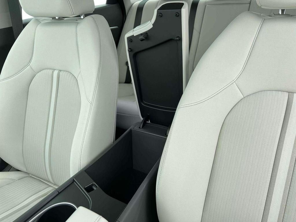 2025 Hyundai Sonata Hybrid SEL - Photo 37