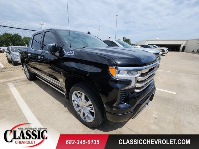 Used 2022 Black Chevrolet High Country image 1