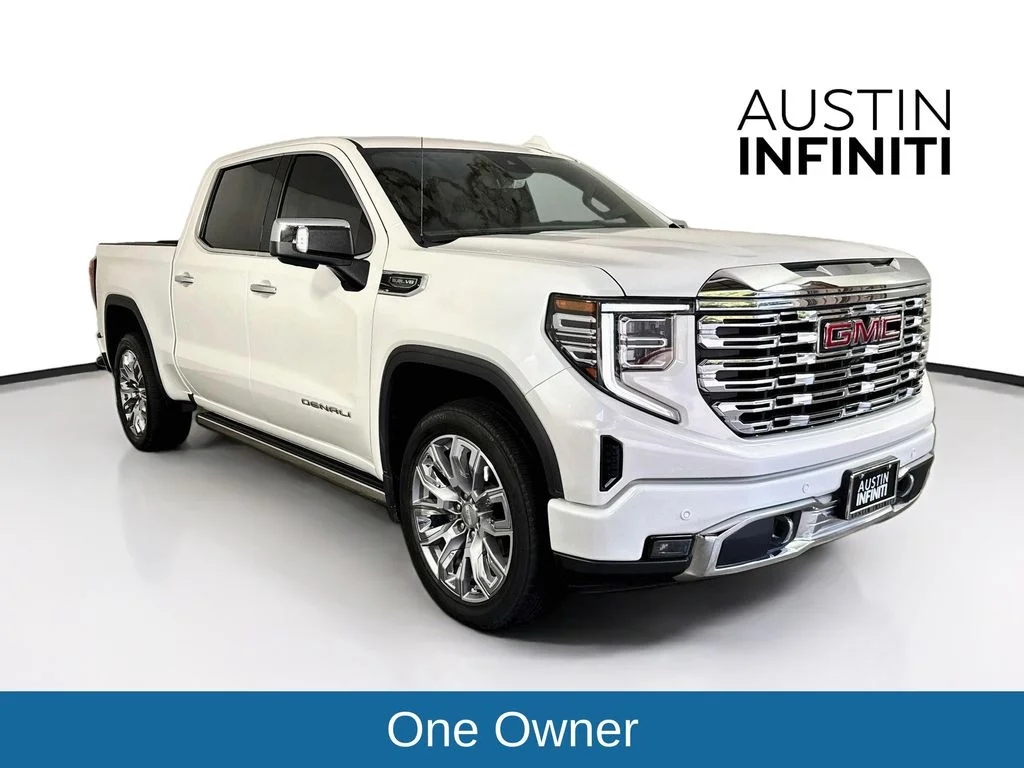 Used 2024 White GMC Denali image 1