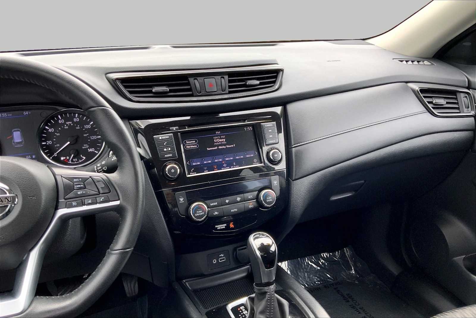 Used 2019 MIDNIGHT PINE M Nissan SV image 7