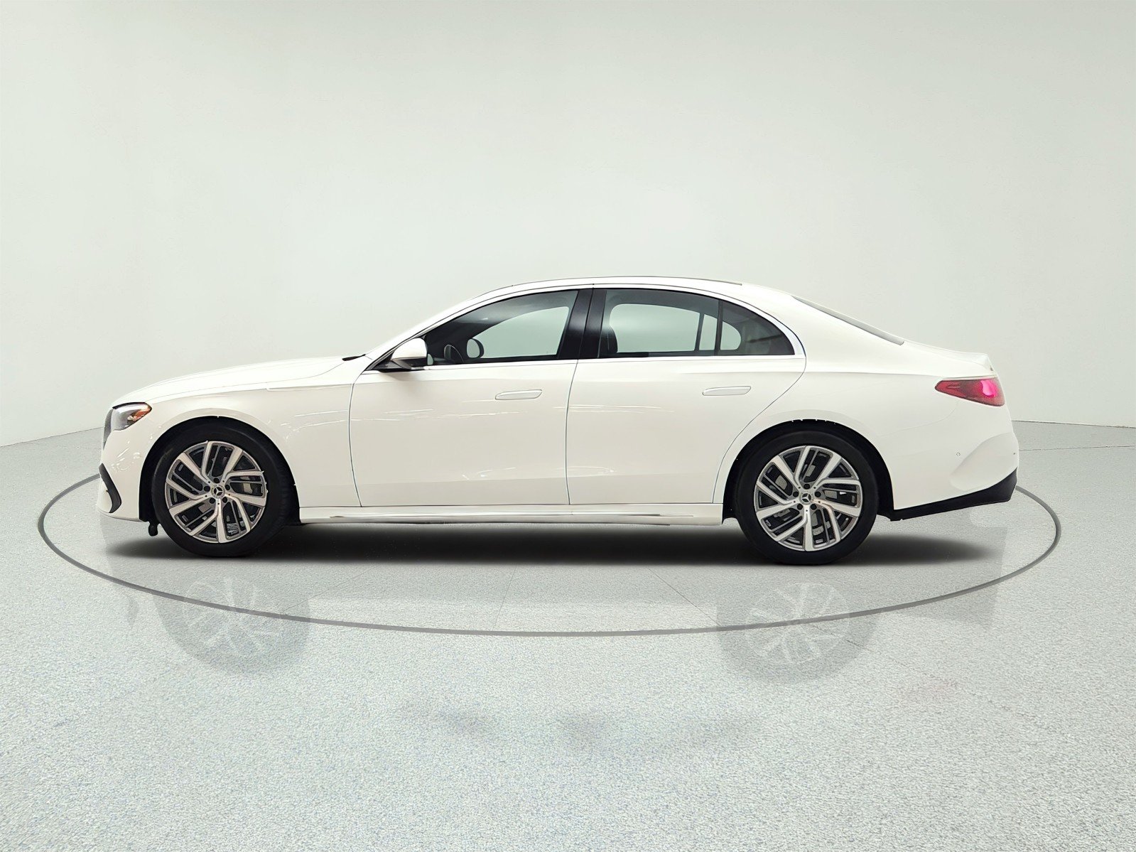 Certified Used 2026 Polar White Mercedes-Benz E 350 RWD Sedan image 8