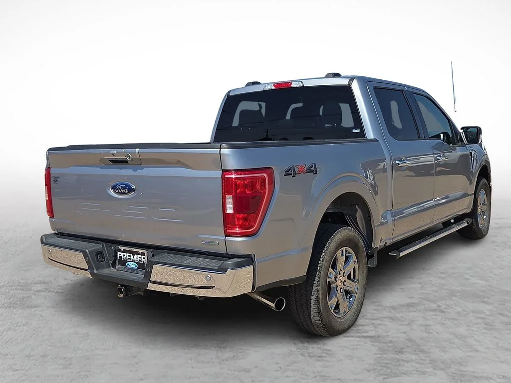 Used 2021 Silver Ford XLT image 11