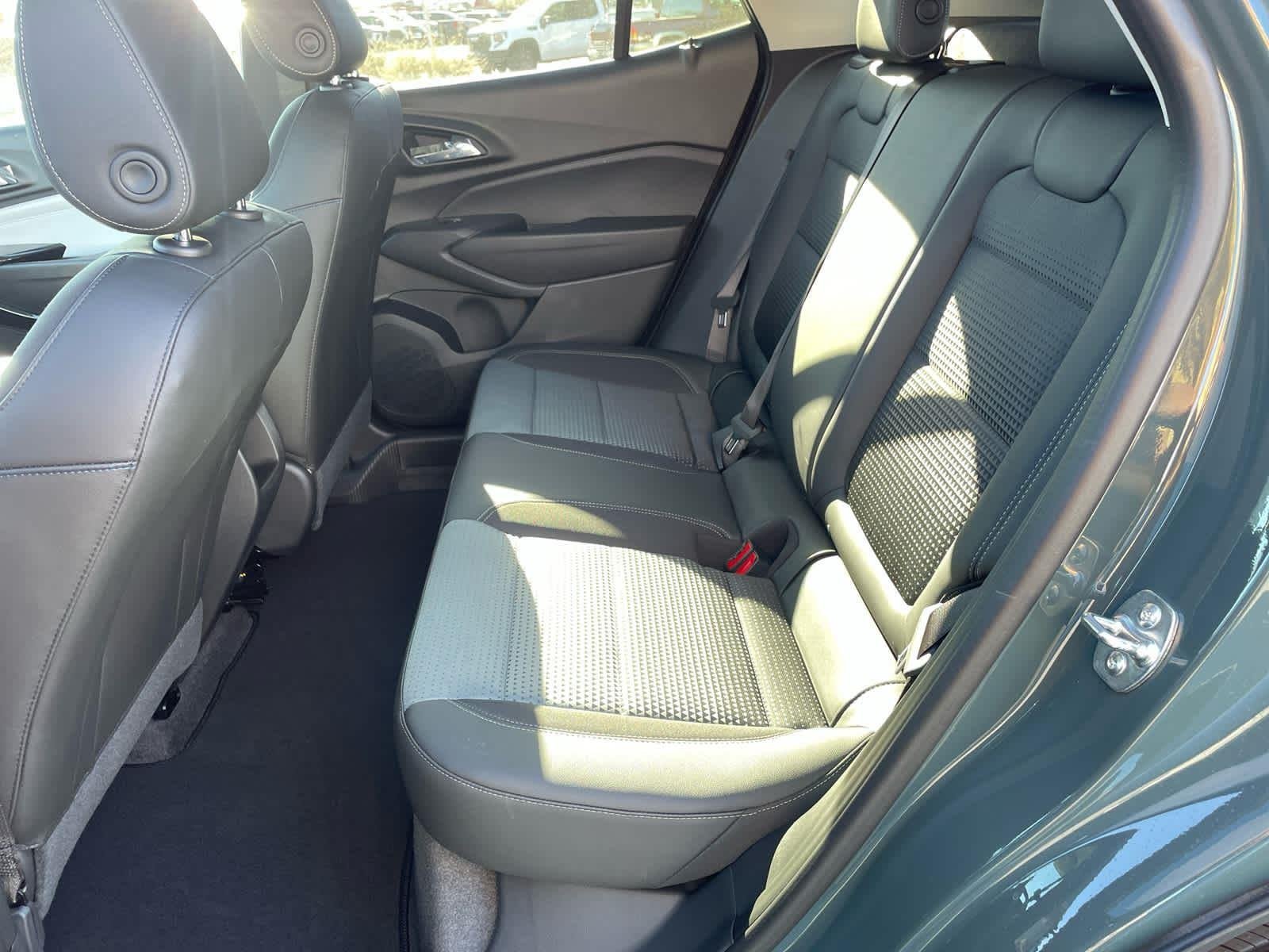 2026 Chevrolet Trax LT - Photo 29