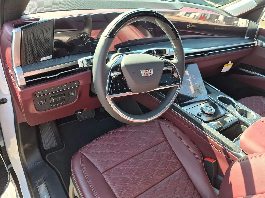2026 Cadillac Escalade Sport - Photo 33