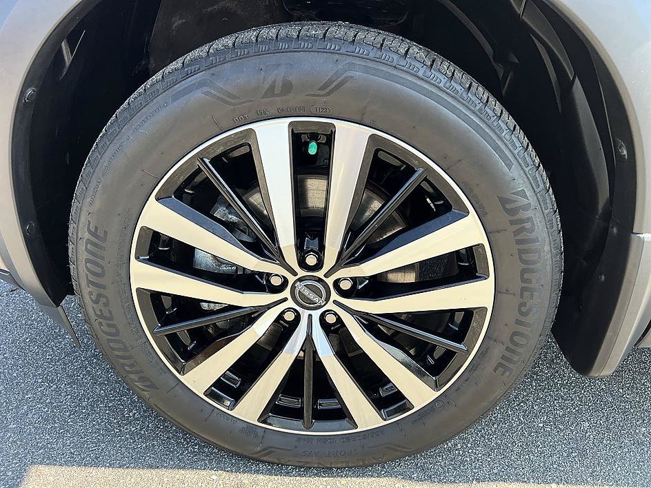 Used 2023 Baja Storm/Super Black Roof Nissan Platinum image 9
