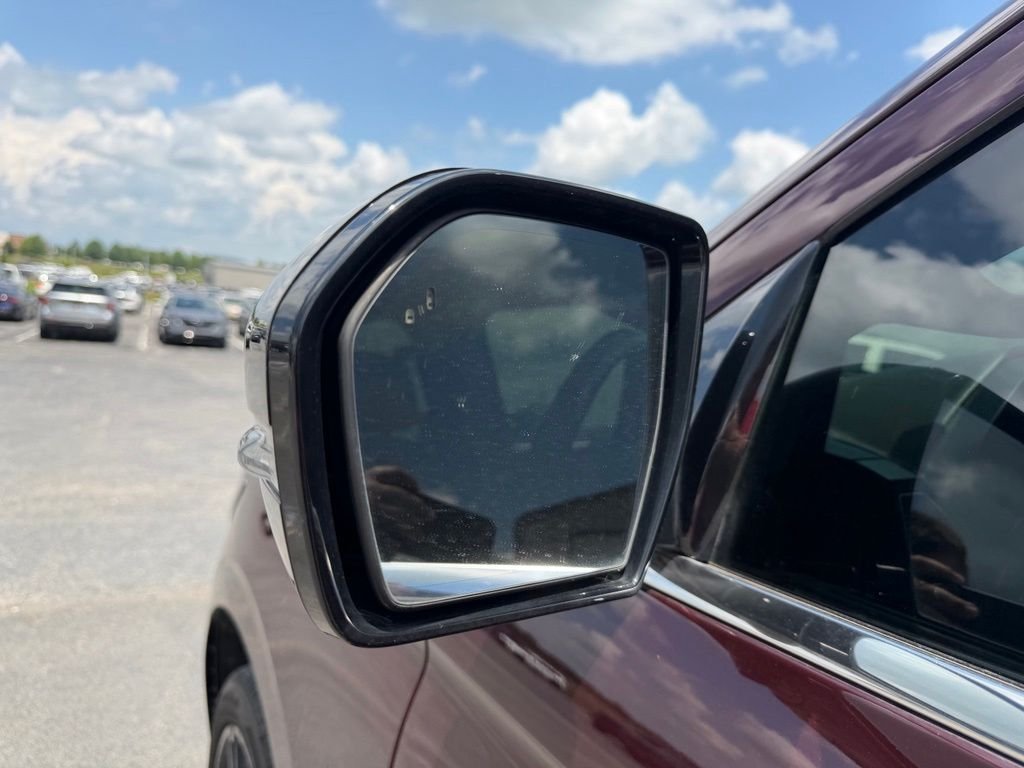 Used 2020 Red Ford Limited image 10