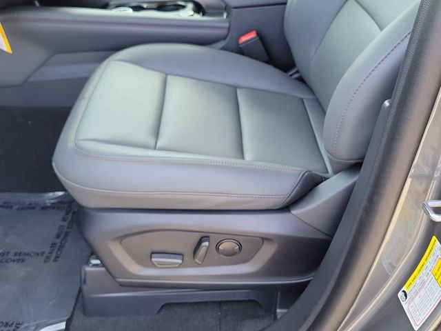 New 2026 Carbonized Gray Metallic Ford Active image 15
