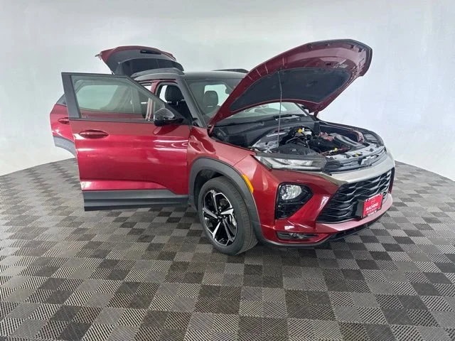 Used 2023 Red Chevrolet RS image 12