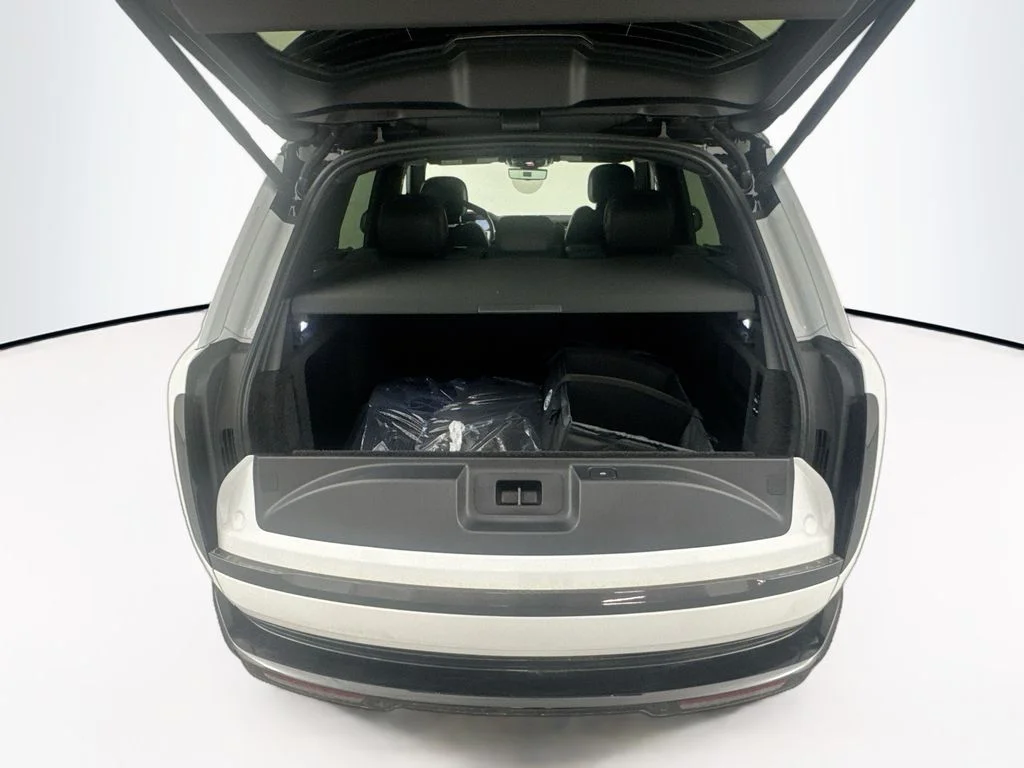 2026 Land Rover Range Rover SE - Photo 25