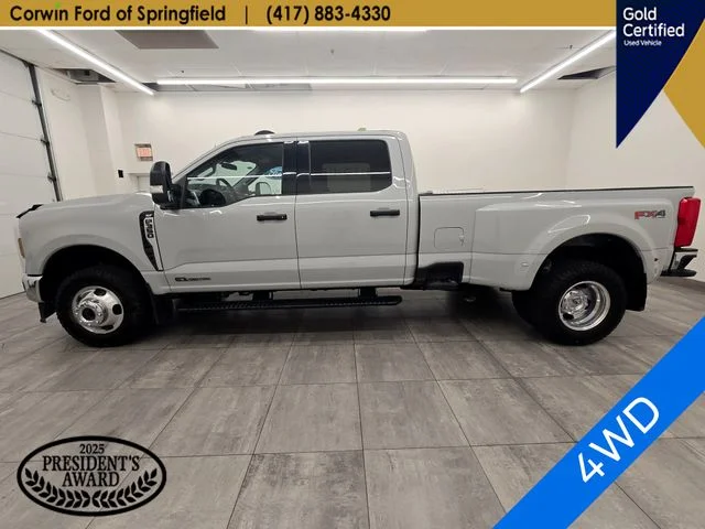 Certified Used 2025 Avalanche Ford XLT image 2