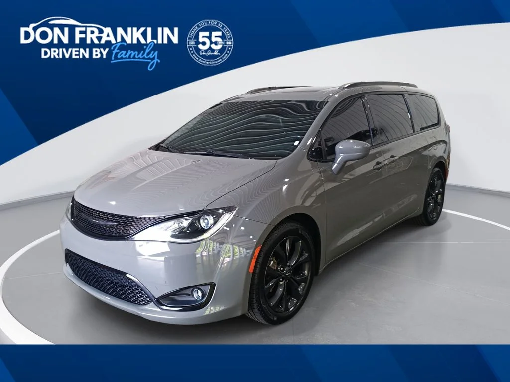 2020 Chrysler Pacifica Touring L Plus