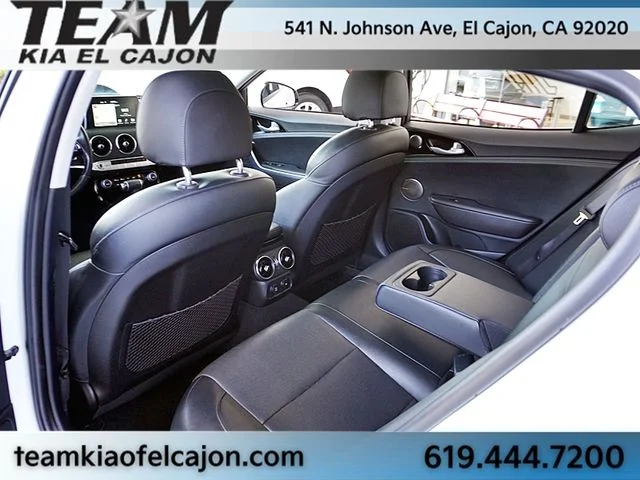 Certified Used 2018 White Kia Premium image 18