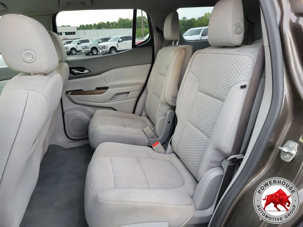 Used 2019 Gray GMC SLE-2 image 16