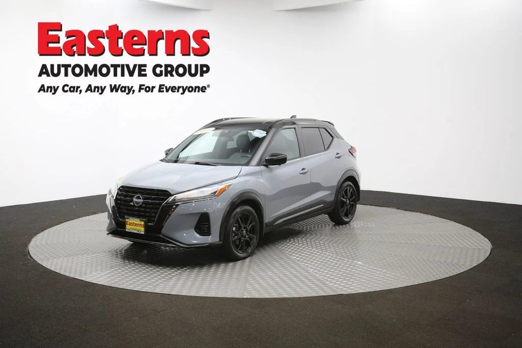 Used 2023 Gray Nissan SR image 54